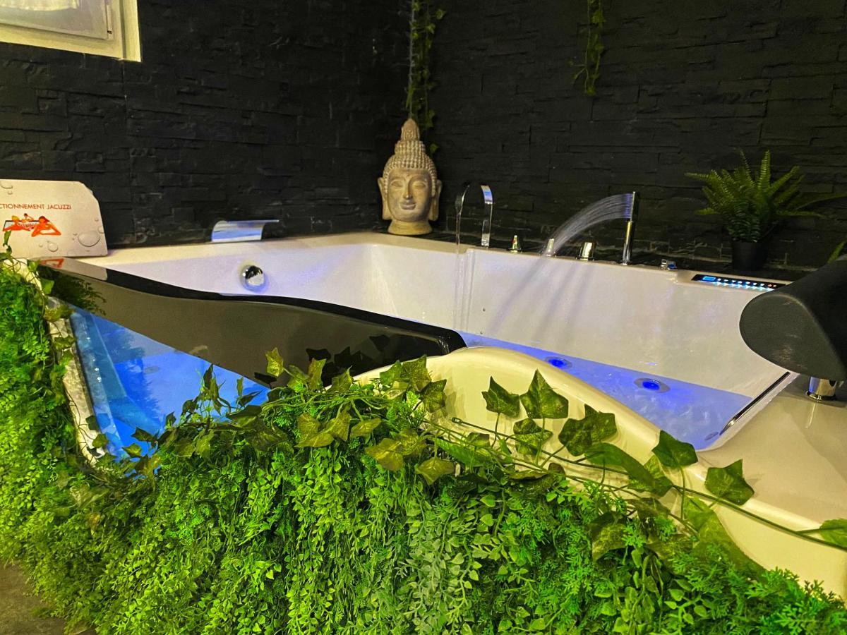 מרסיי Suite Jacuzzi Privatif Plage Des Catalans מראה חיצוני תמונה
