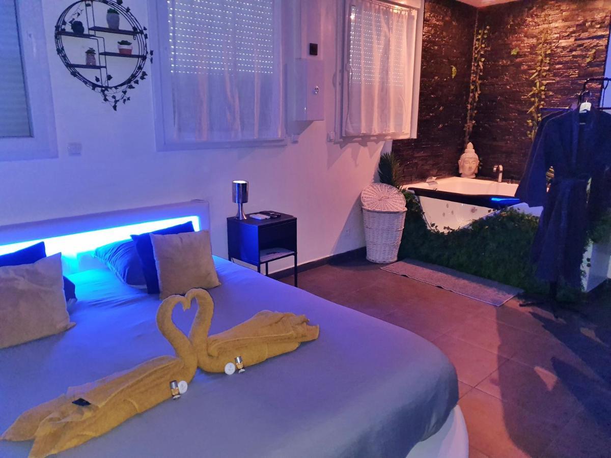 מרסיי Suite Jacuzzi Privatif Plage Des Catalans מראה חיצוני תמונה